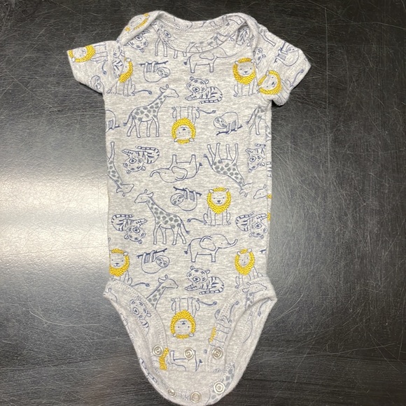 3 piece Newborn outfit with jacket EUC - Picture 2 of 8